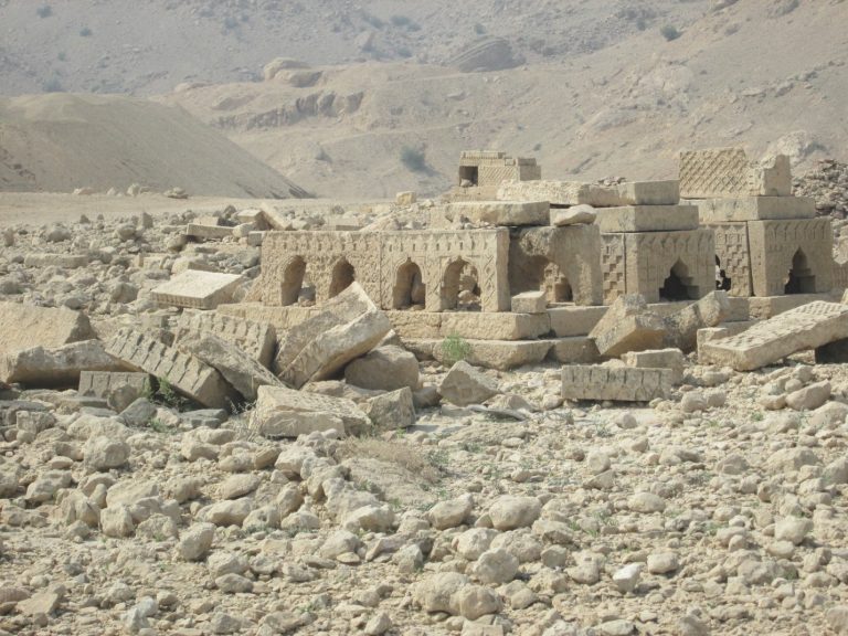 Laki Shah Saddar Graveyard – Hidden dimensions of cemetery need to be explored